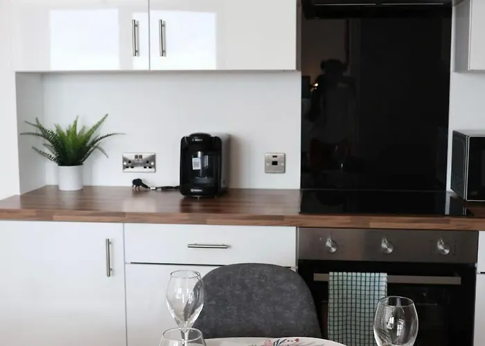 Luxury 2 Bed 13th Floor View Of Old Trafford * 맨체스터