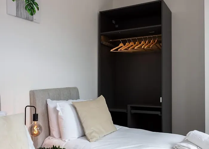 Appartement Sleeps 6 Stunning 2 Bed By Superhost