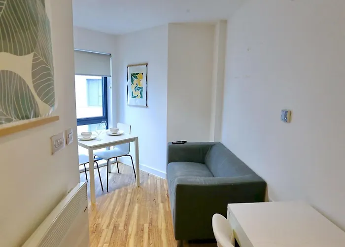 Urban Escape - Walk To Of Salford Pass The Keys شقة مانشستر