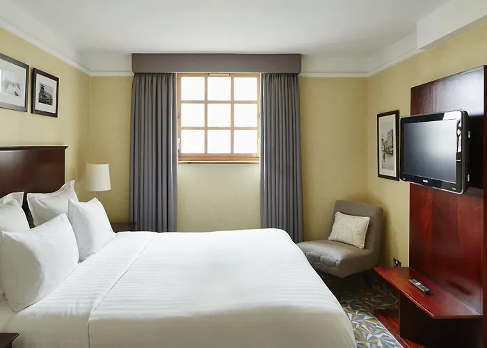 Marriott Victoria & Szálloda