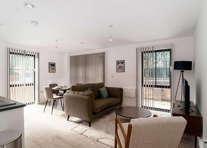 Contemporary 2bed Near Etihad * Manchester