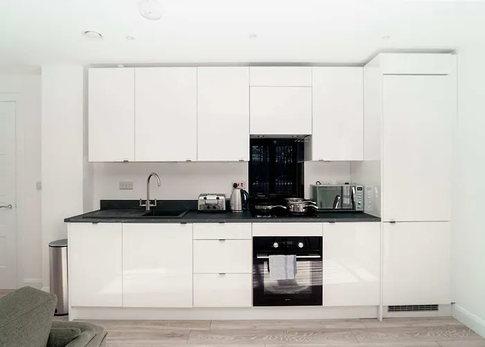 Contemporary 2bed Near Etihad * Manchester