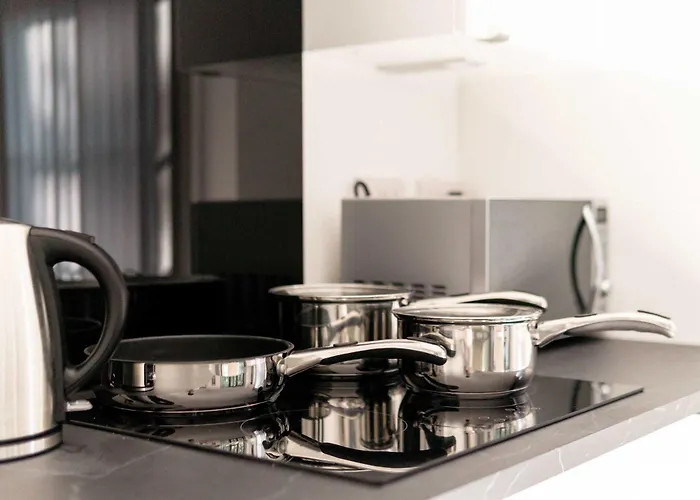 Apartment Contemporary 2bed Near Etihad