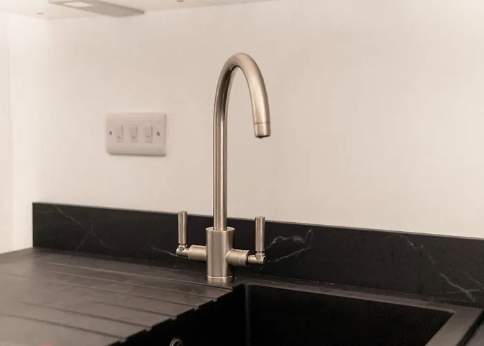 Apartment Contemporary 2bed Near Etihad