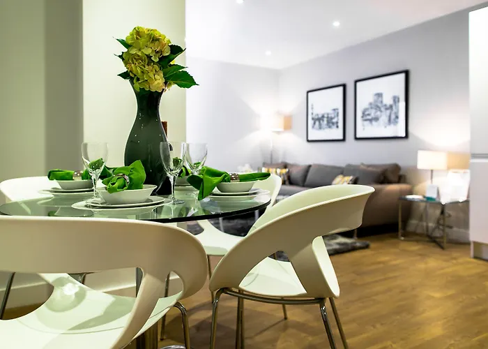 Hotel Cove Minshull Street 4*