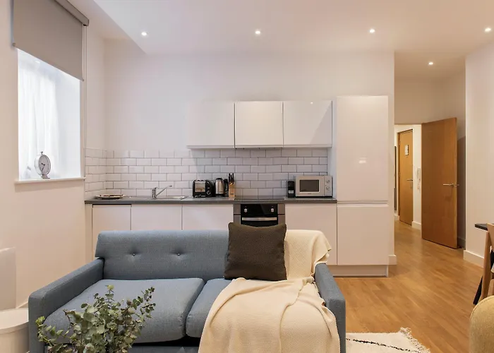 Cove Minshull Street Hotel 4*