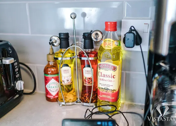 Cosy 3bdr House By Vista Short Lets & Serviced With Ps4 And Parking * مانشستر