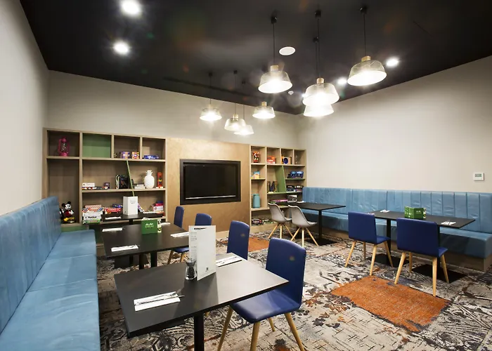 - Centre By Ihg Hotel Manchester