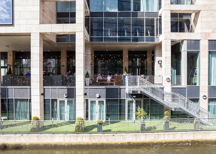 - Centre By Ihg Hotel Manchester