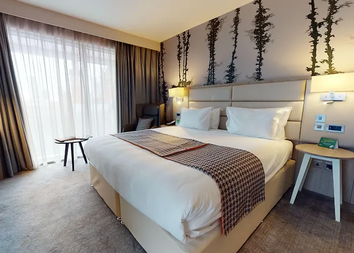 - Centre By Ihg Hotel Manchester