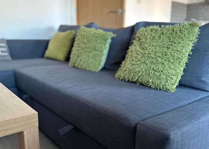 Daire New 2 Bedroom Flat Close To Center Delta Point *