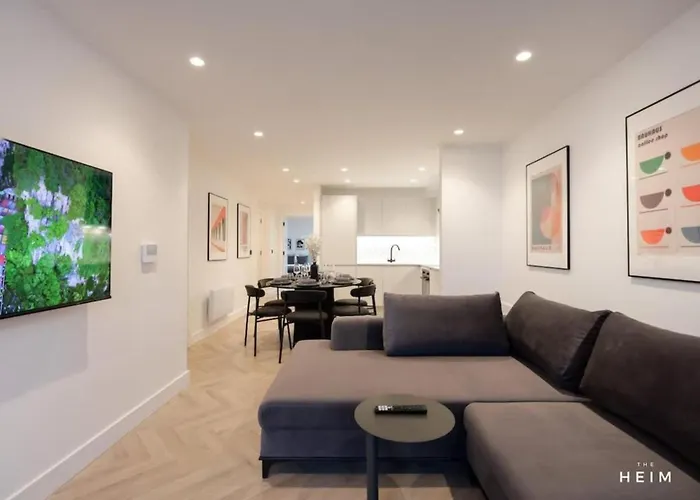 Solaro At The Heim * 曼彻斯特