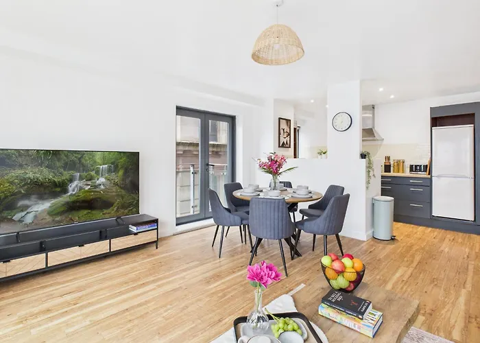 Wild Roses Serviced - Arndale * 맨체스터