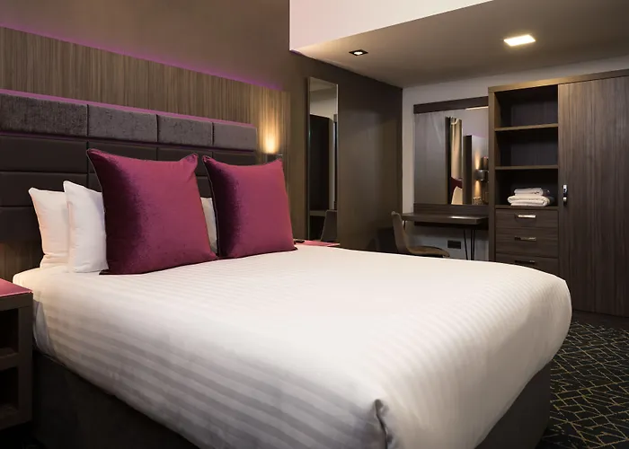 Roomzzz Victoria Manchester