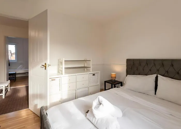 Cosy 2 Bedroom - 8 Mins From Centre - Free Parking - 4gc Manchester