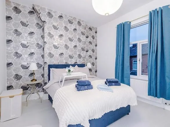 Sleep7, Pool Table, Ttennis, Free Parking, 3br Mánchester