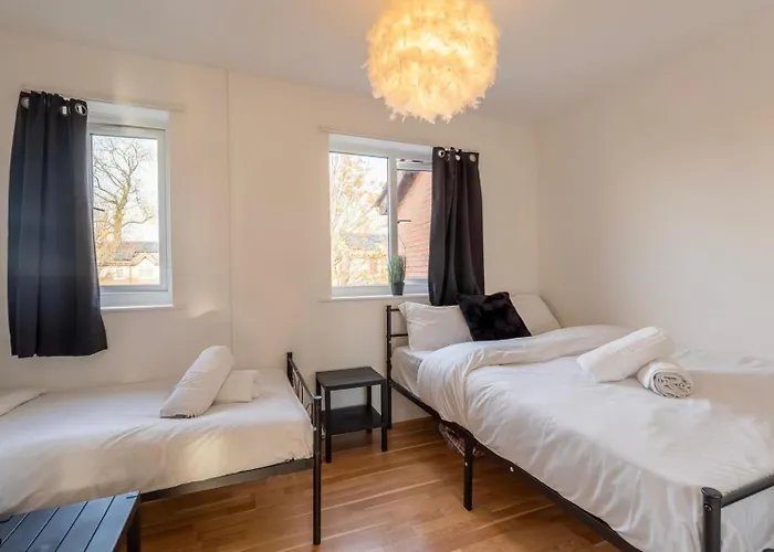 Cosy 2 Bedroom - 8 Mins From Centre - Free Parking - 4gc Lägenhet *