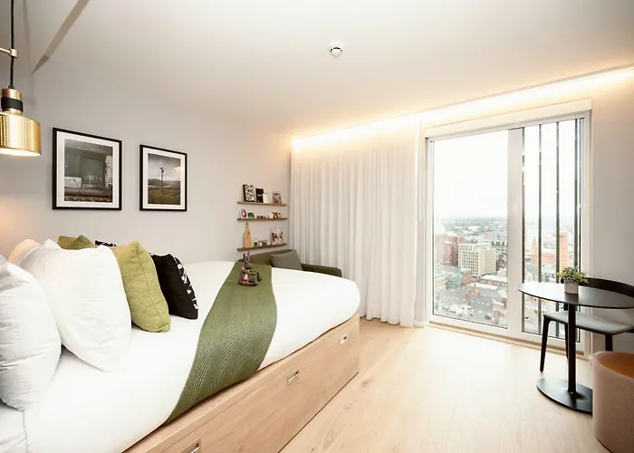 Wilde Centre מלון 4*