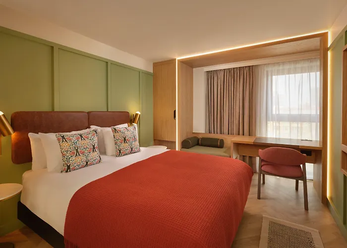 The Reach At Piccadilly, Manchester, A Tribute Portfolio 4* 맨체스터