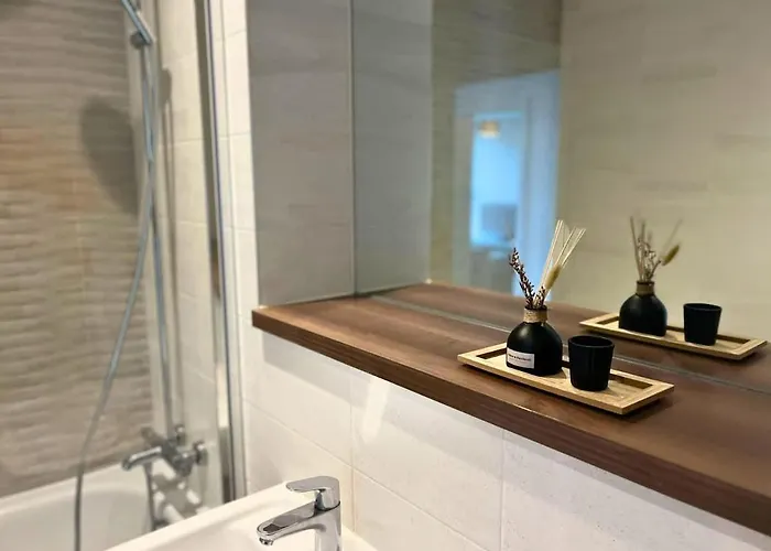 Joyful Group - Deansgate 2br Chic Gardens *