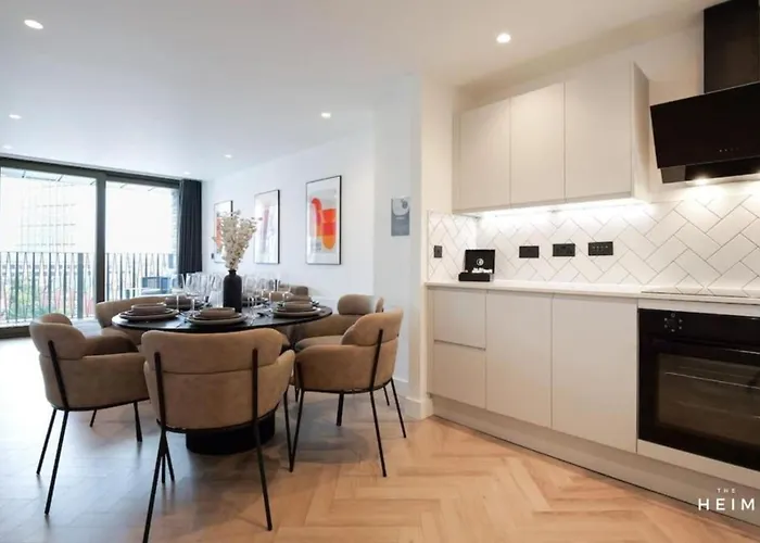 Urbano At The Heim 맨체스터