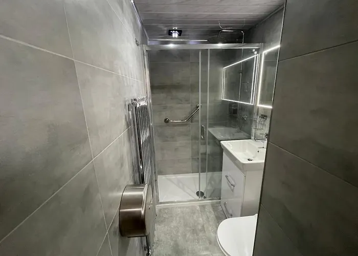 Gasthuis Hendham House - Near Etihad Stadium, Coop Live Arena, Ao Arena, Piccadilly Train Station & Centre