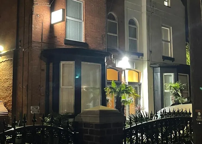 Gasthuis Hendham House - Near Etihad Stadium, Coop Live Arena, Ao Arena, Piccadilly Train Station & Centre Manchester