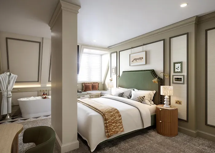 King Street Townhouse & 4*