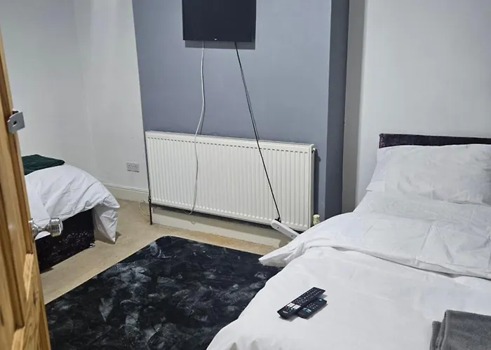 Comfort And Leisure منزل للإقامة مانشستر