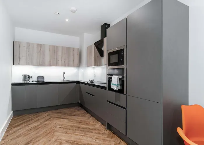 Modern 3bed Flat In W Security * 맨체스터