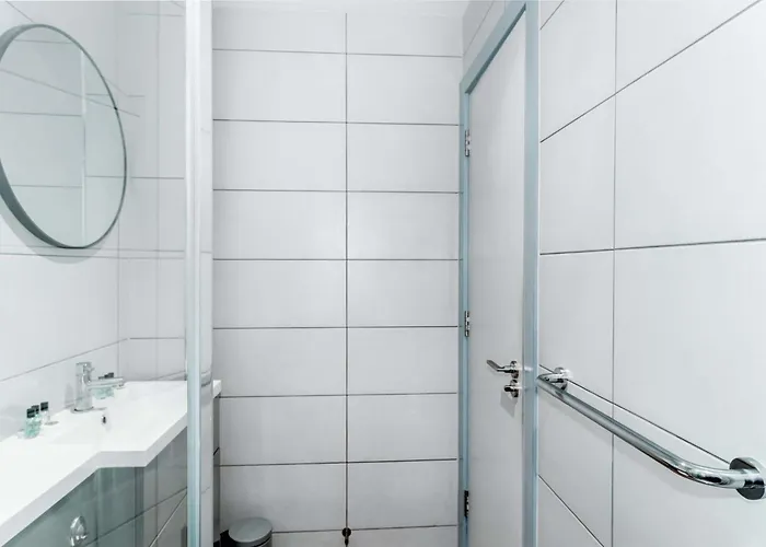 아파트 Modern 3bed Flat In W Security 맨체스터