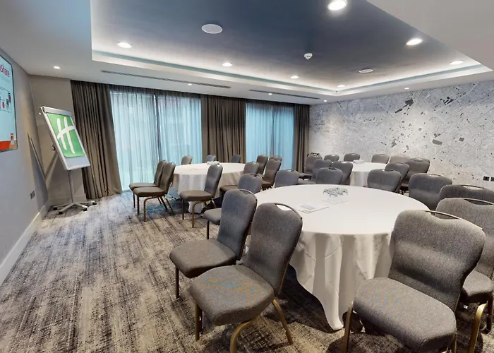 - Centre By Ihg Hotel 4*