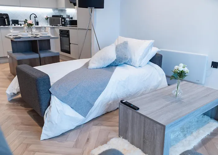 Luxury 2 Bed Apartment, With A Balcony & Canal View In Centre! * 맨체스터