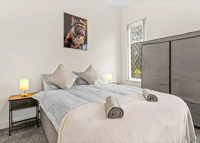 Casa de Férias Premium Failsworth - Sleeps Up To 14!