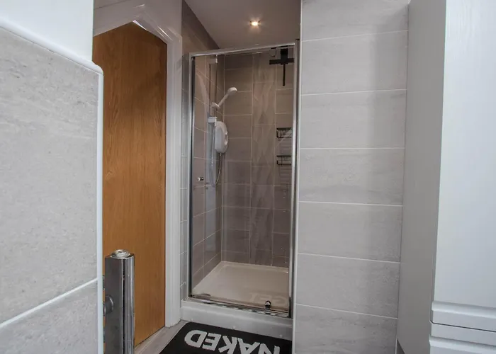 Modern 2-bed House In Swinton - Private Parking * 曼彻斯特