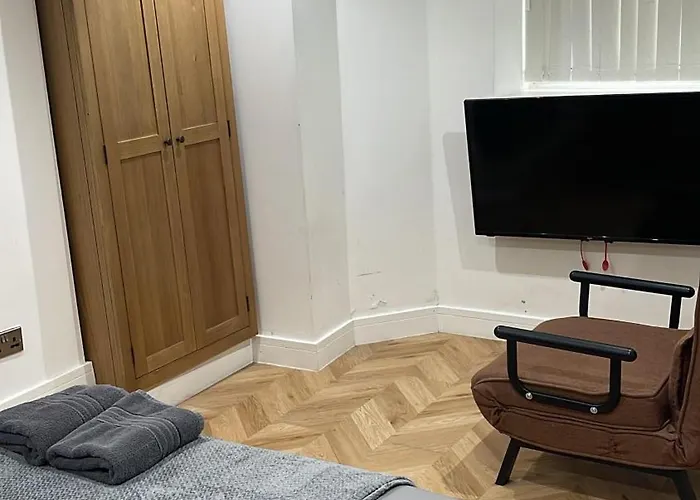 ゲストハウス Hendham - Near Etihad Stadium, Coop Live Arena, National Cycling Centre & 24 Hour Asda