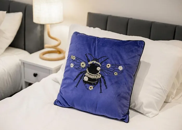 Contractors Pad Wi-fi Free Parking 20 - Off Monthly 펜션