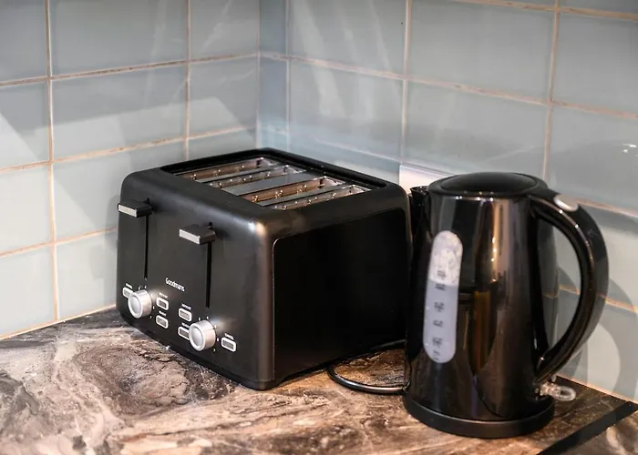 Contractors Pad Wi-fi Free Parking 20 - Off Monthly 맨체스터