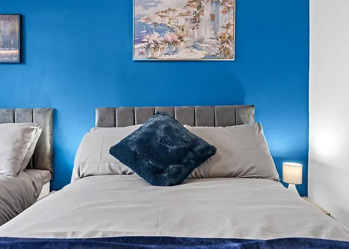 Luxury Group - - Sleeps 9 펜션 맨체스터