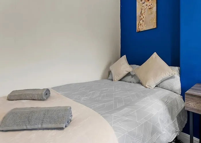 Premium Failsworth - Sleeps Up To 14! Vakantiehuis Manchester