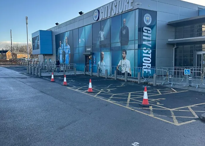 ゲストハウス Hendham - Near Etihad Stadium, Coop Live Arena, National Cycling Centre & 24 Hour Asda