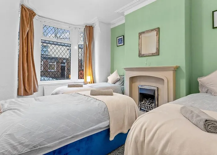 Premium Failsworth - Sleeps Up To 14! Casa de Férias *