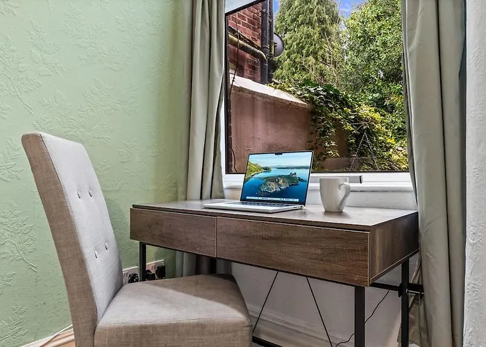 Premium Failsworth - Sleeps Up To 14! Casa de Férias *