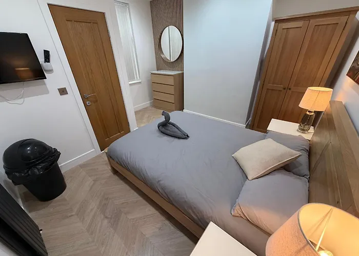 Hendham - Near Etihad Stadium, Coop Live Arena, National Cycling Centre & 24 Hour Asda * マンチェスター