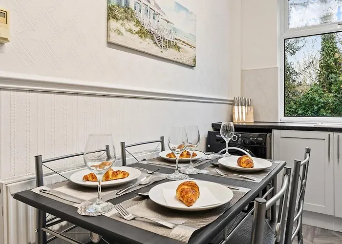 Premium Failsworth - Sleeps Up To 14! Casa de Férias Manchester