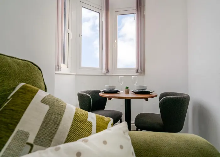 Spacious Near Mcr Town & Etihad Stadium شقة