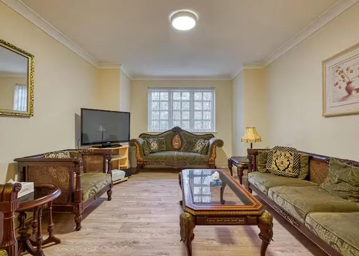 Apartment Spacious Free Parking Victoria Park - Pass The Keys Manchester