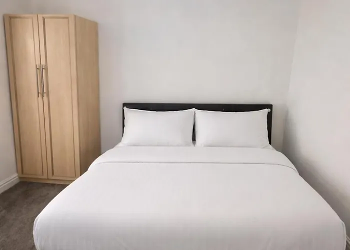 Cozy 1-bed Flat Ideal For Short & Long *