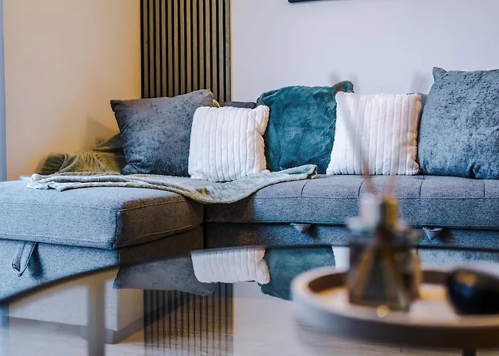 Apartman Centre, Central, Pool Table