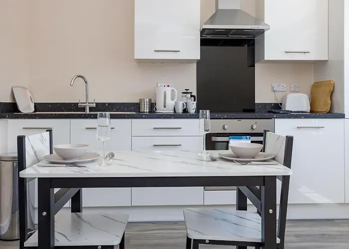 1 Bed With Wifi - Sleeps 3 *